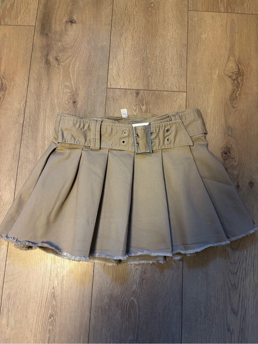 Y2k Pleated Mini Skirt with Belt - Khaki